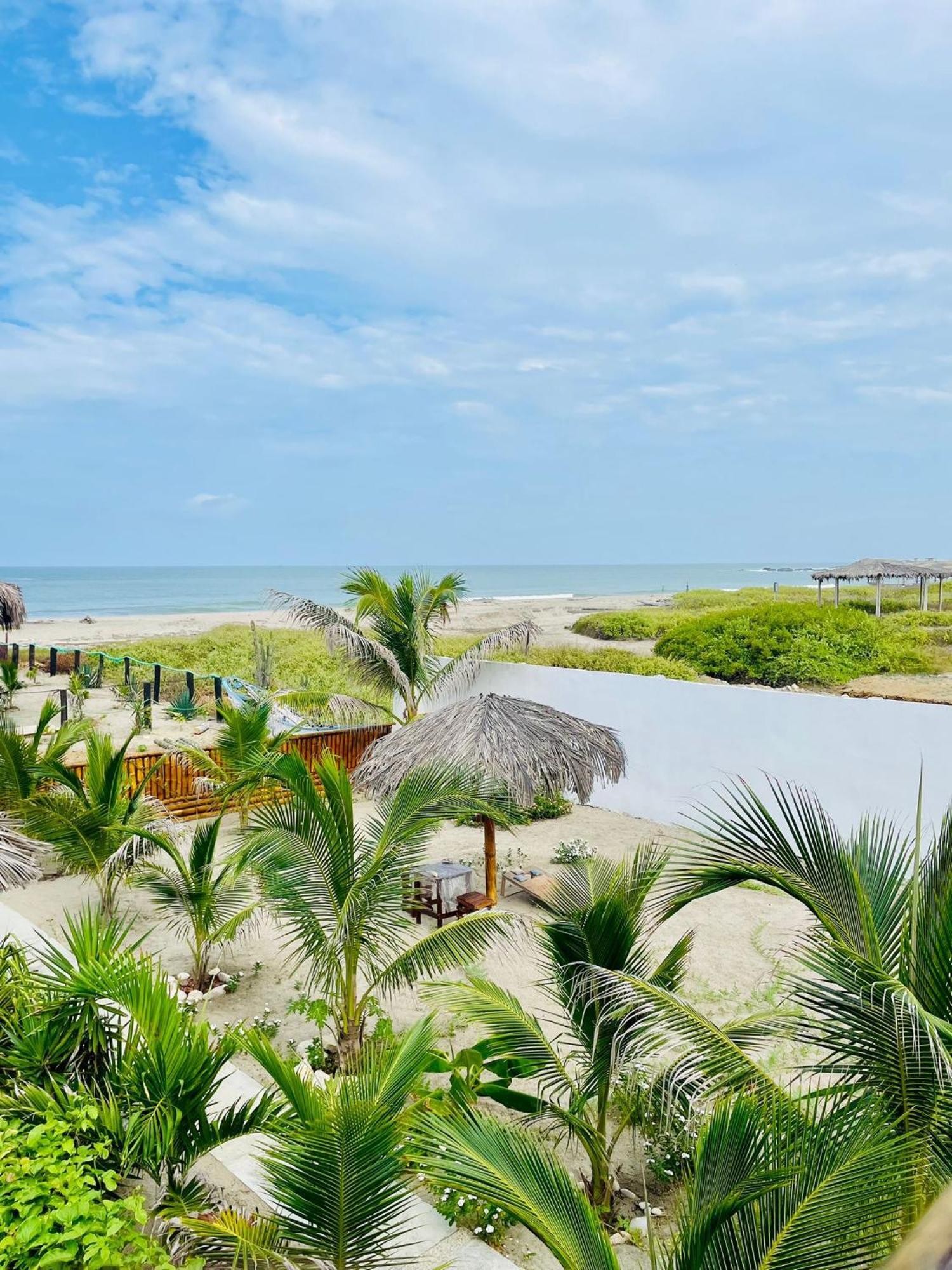 Un Dia Boutique Resort Playas Exterior photo